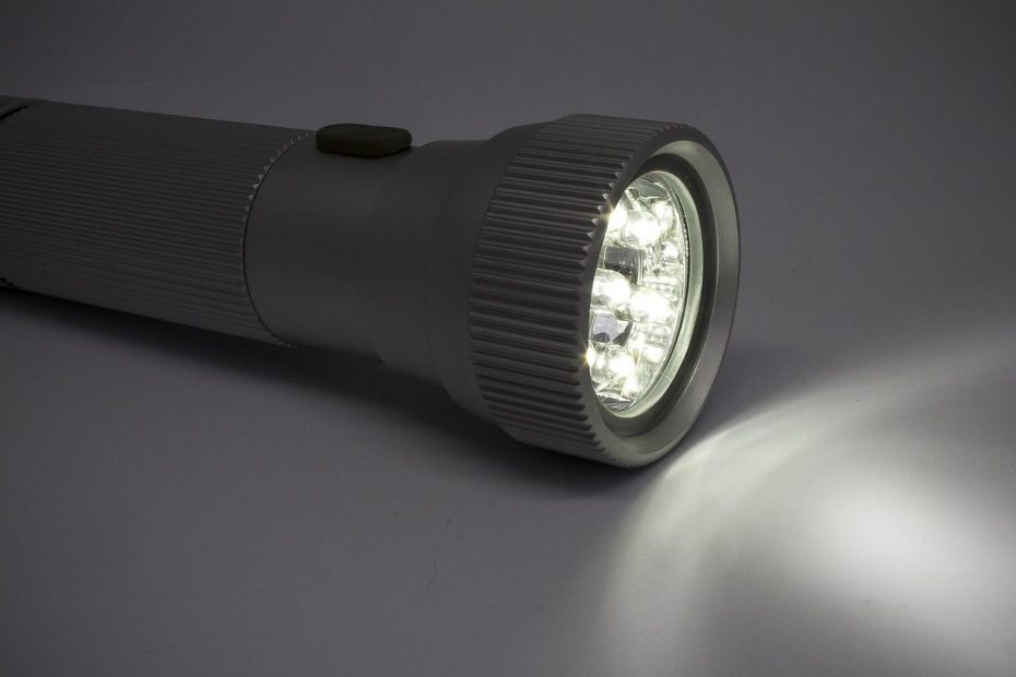 Lampe tactique