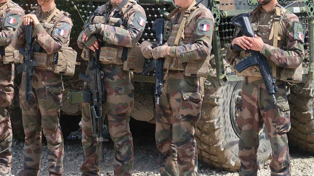 Pantalon treillis militaire